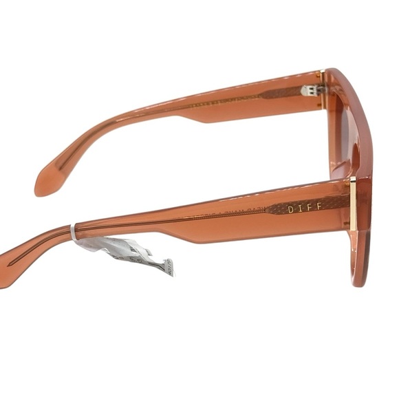 DIFF Sunglasses / Georgie Guava Frames with Pink Gradient Lenses main image 8